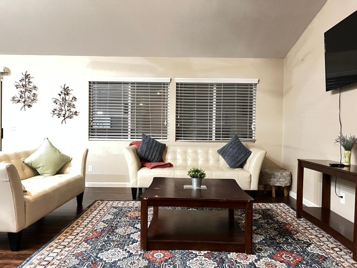 Sweet Spacious 5 Bdrm Home With Pool ลาสเวกัส ภายนอก รูปภาพ